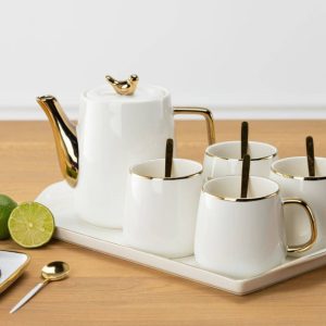Serwis kawowy Noah White Gold 4 filiżanki, dzbanek, 4 łyżeczki i taca 105590 Serwis kawowy Noah White Gold 4 filiżanki, dzbanek, 4 łyżeczki i taca 105590